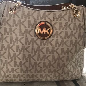 Michael Kors purse